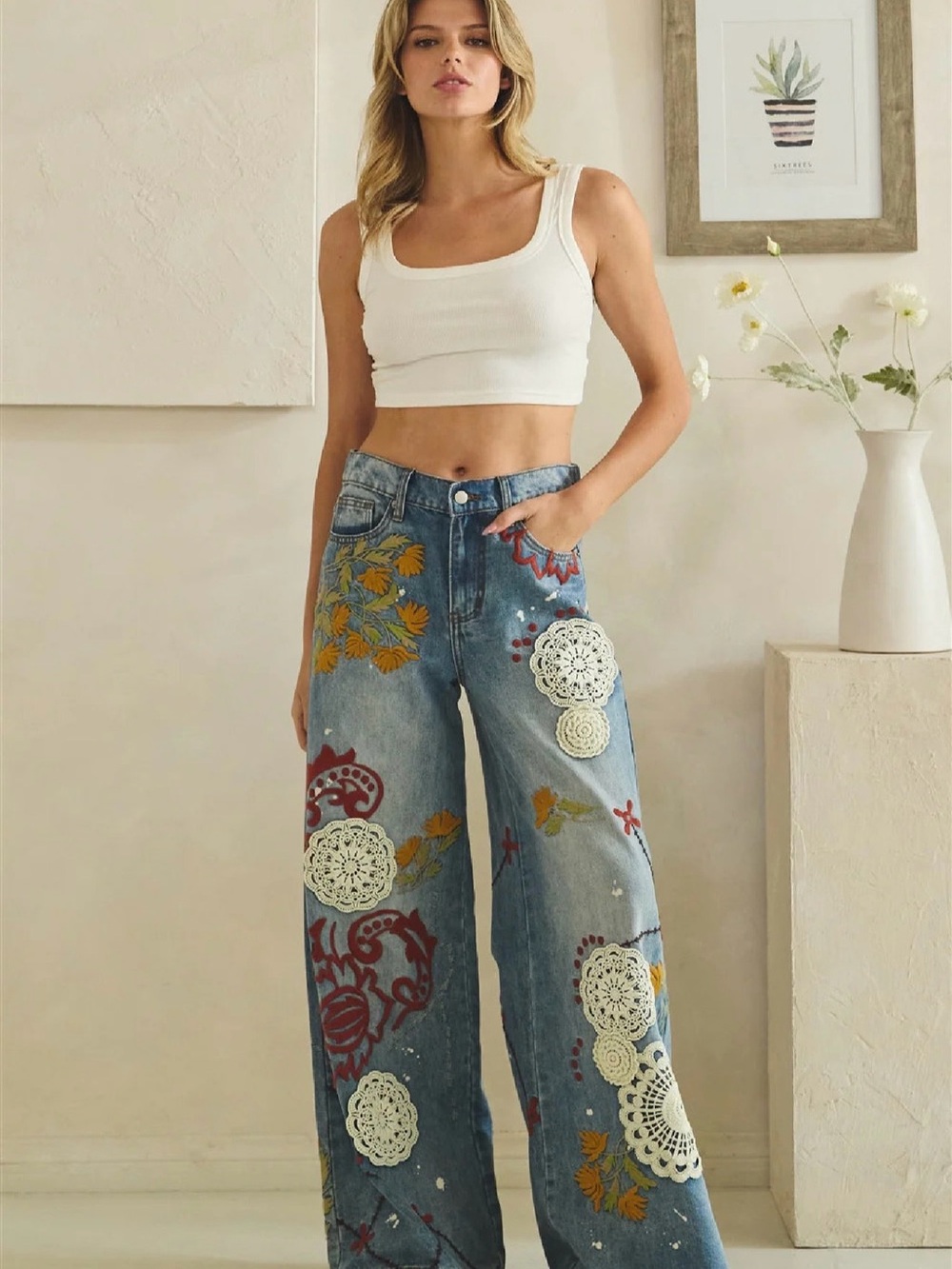 Washed Embroidery Wide Leg Denim Jeans - Picture 3 of 14